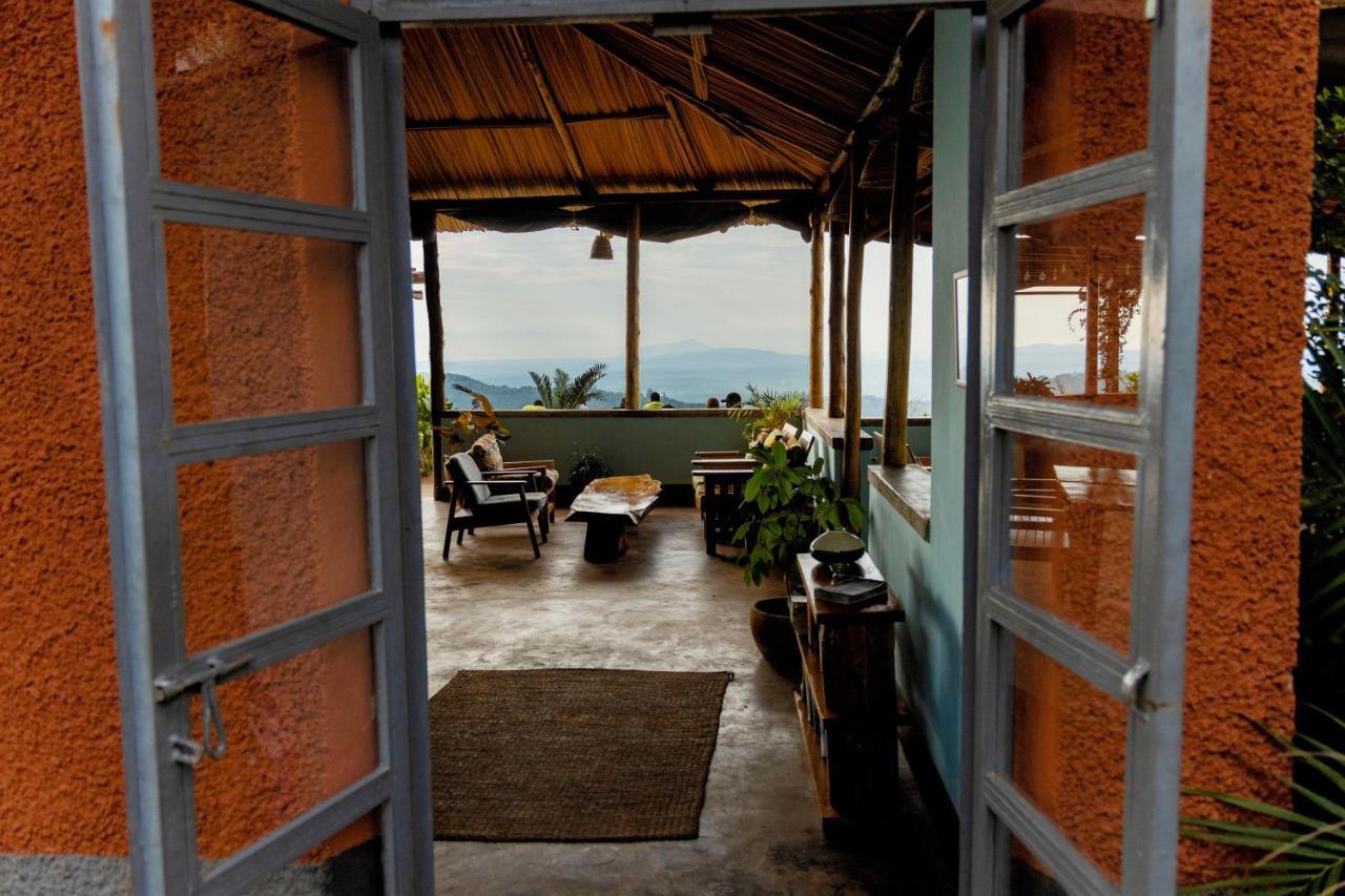 Isunga Lodge Kibale National Park ภายนอก รูปภาพ