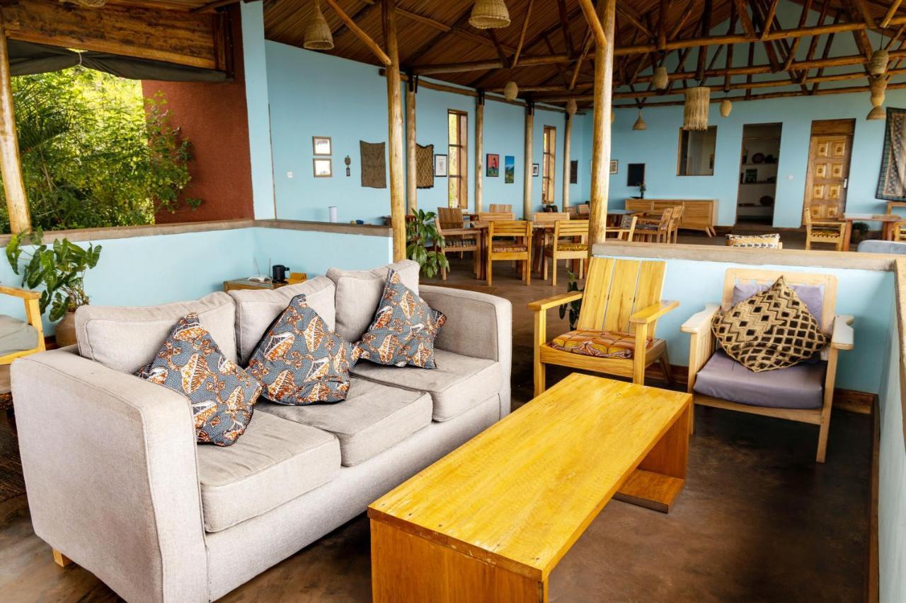 Isunga Lodge Kibale National Park ภายนอก รูปภาพ