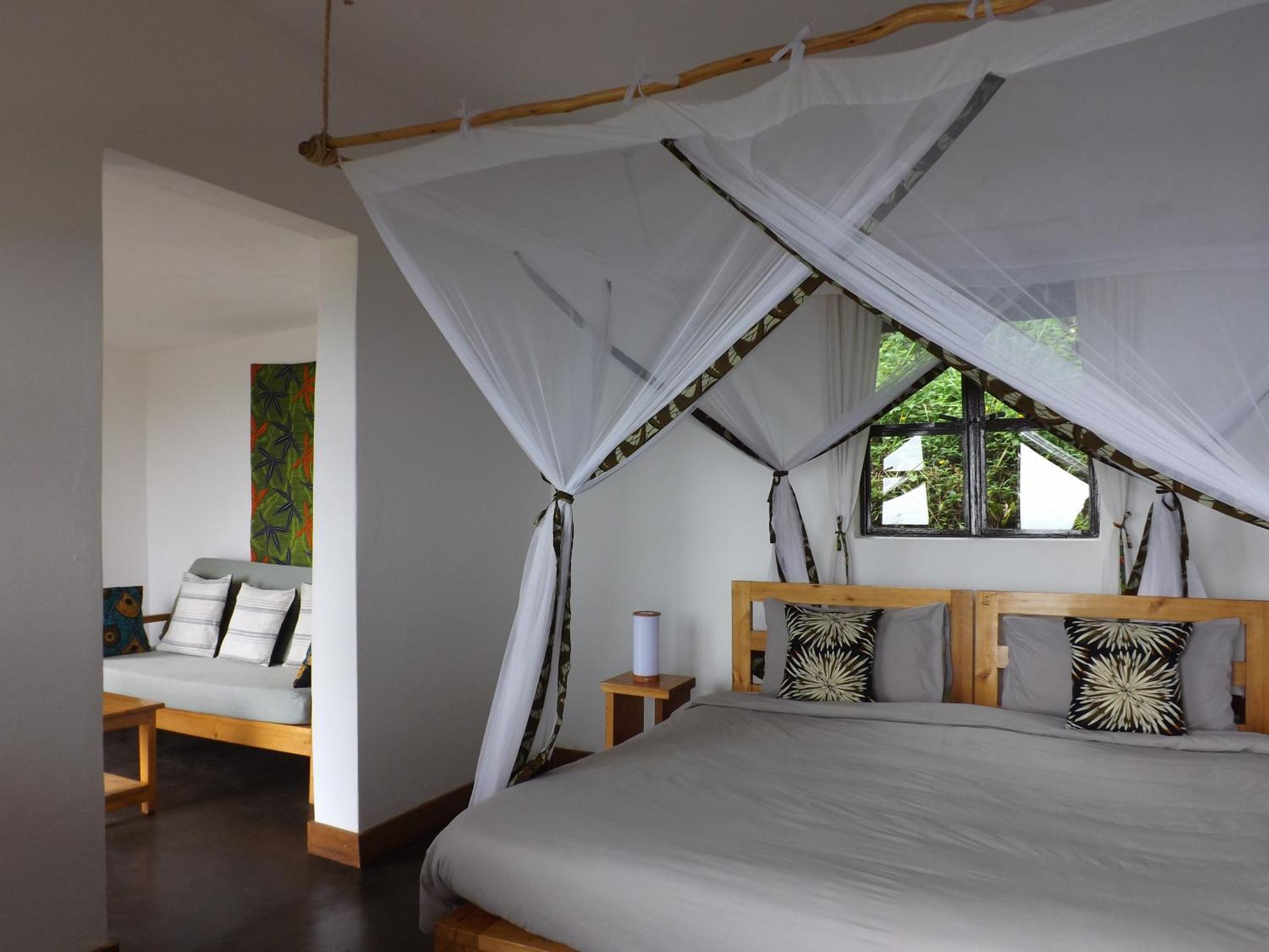 Isunga Lodge Kibale National Park ภายนอก รูปภาพ